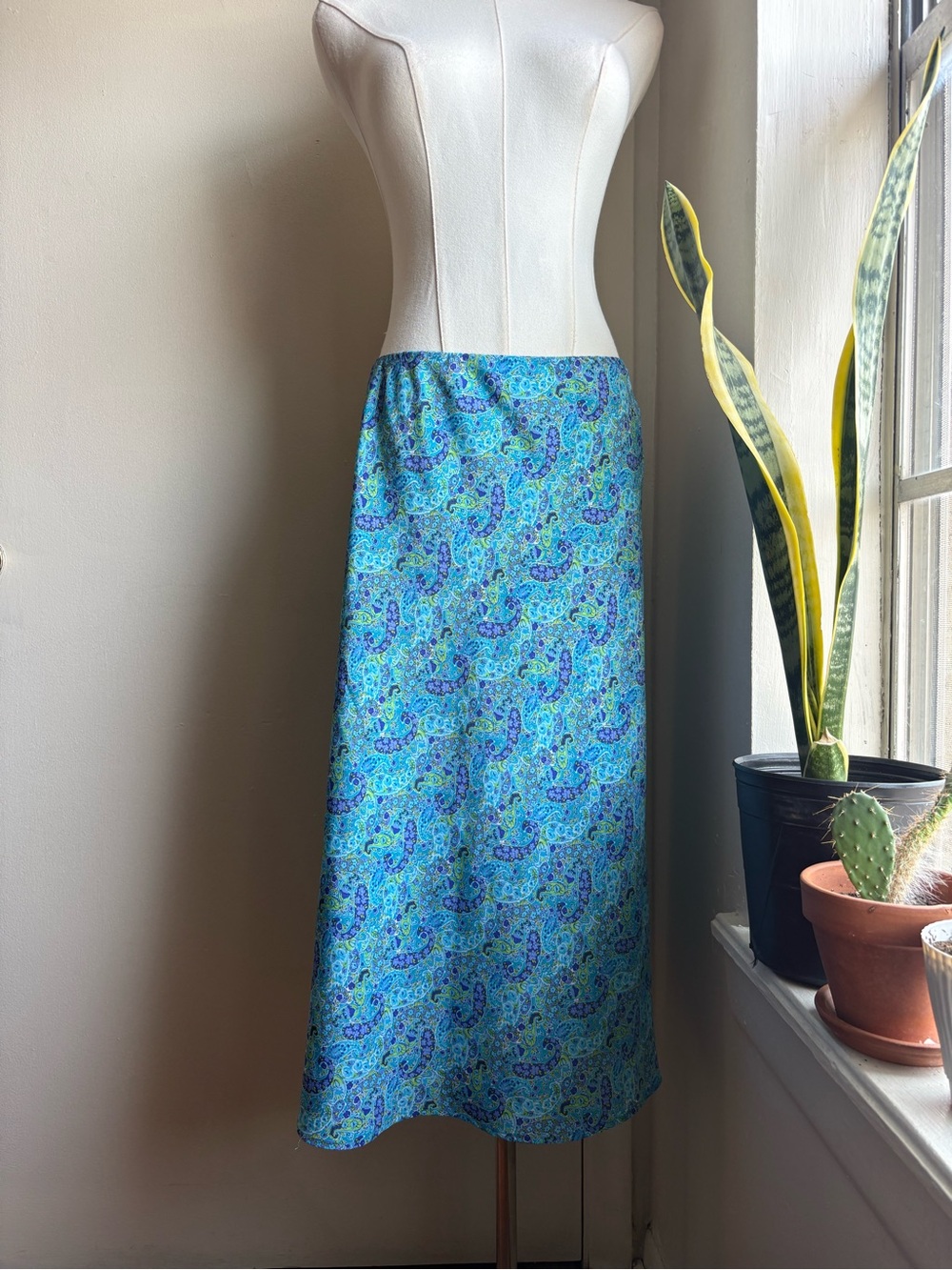 SENSE y2k floral paisley midi skirt